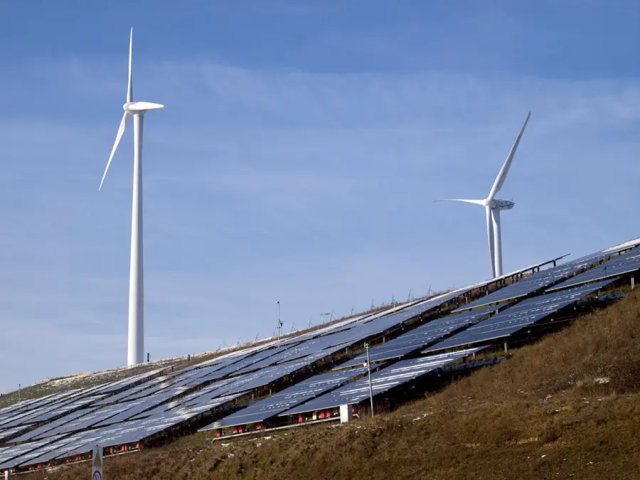 CER in Puglia, progetti fino al 30 giugno