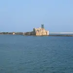 Brindisi, sbarcati 166 migranti dalla Sea Watch 5