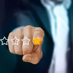 False recensioni online, nuove regole per turismo e ristorazione